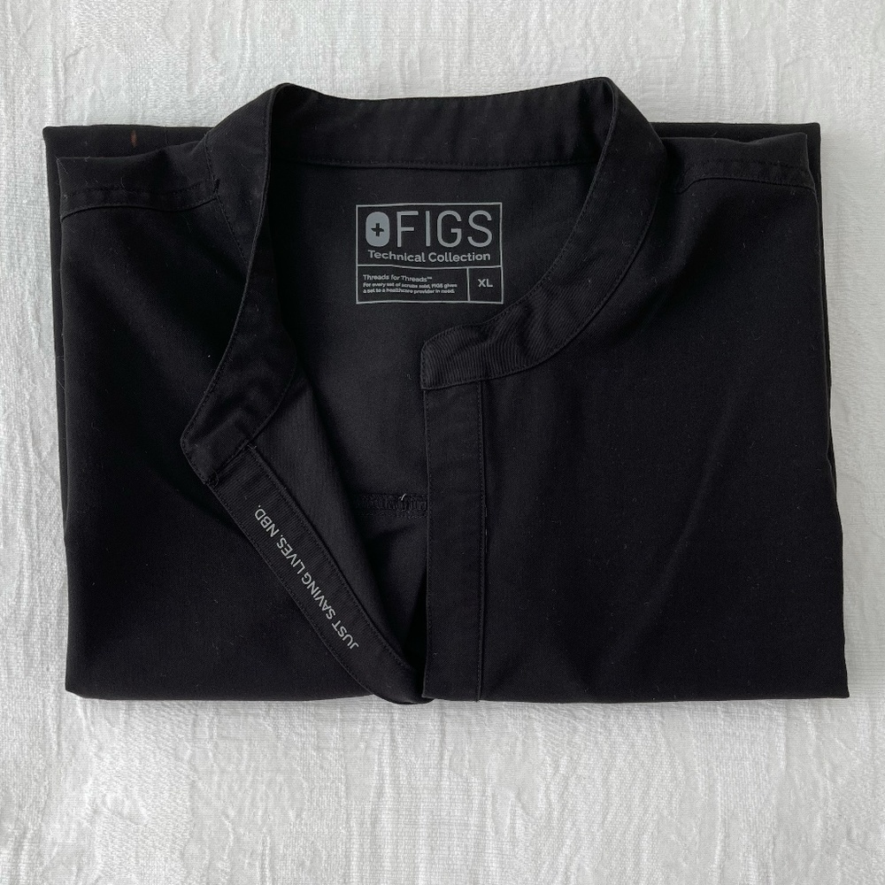 FIGS Rafaela Oversized Scrub Top